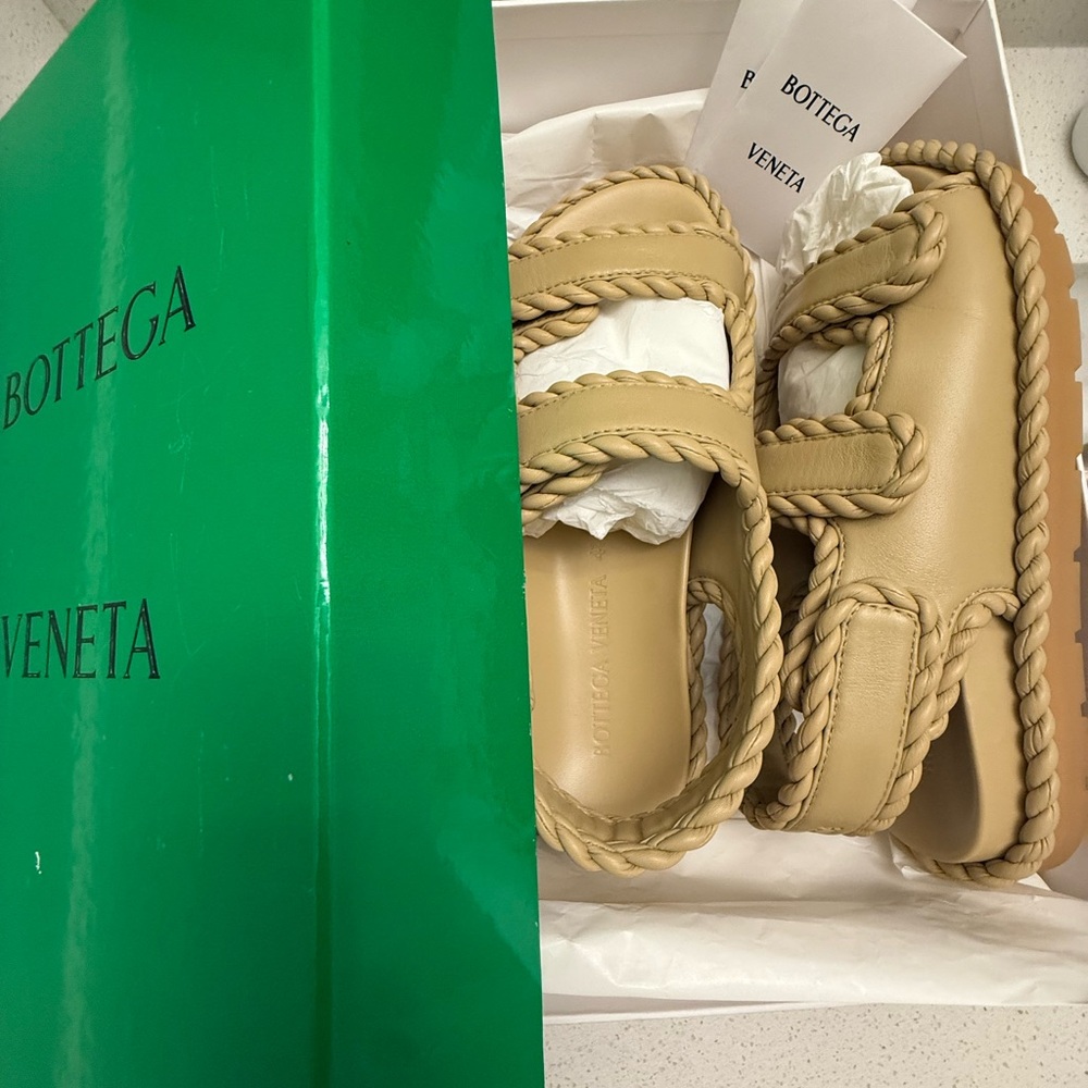 Bottega Veneta Jack Slingback Tan Sandals - NWT - NEVER WORN SIZE 41 - Picture 9 of 12